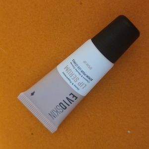 4/25 bundle item. Evio Skin Lip Serum!